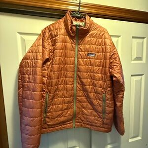 Patagonia men’s nano puff jacket